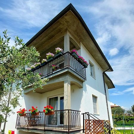 Villa Dolcitalia Tra Gardaland E Le Terme Di Cola Lazise 外观 照片